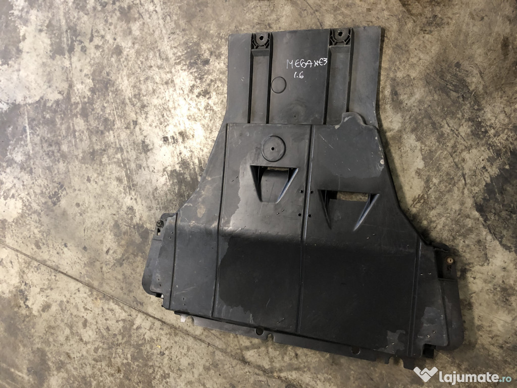 Scut motor plastic Renault Megane 3 1.6 2014