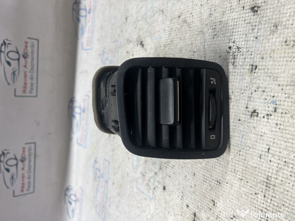 Grila ventilatie stanga Skoda Yeti 2014