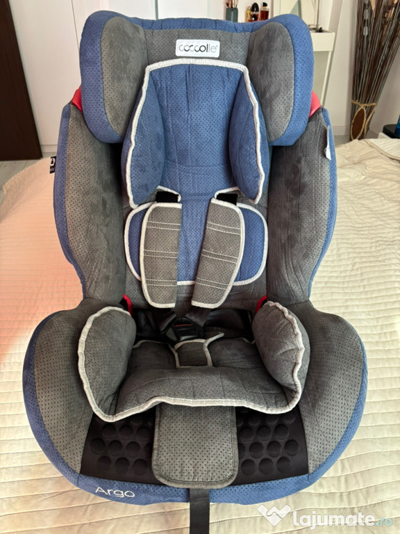 Scaun auto cu isofix