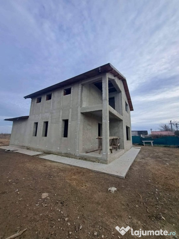 Casa noua P+1 Romanu /Braila