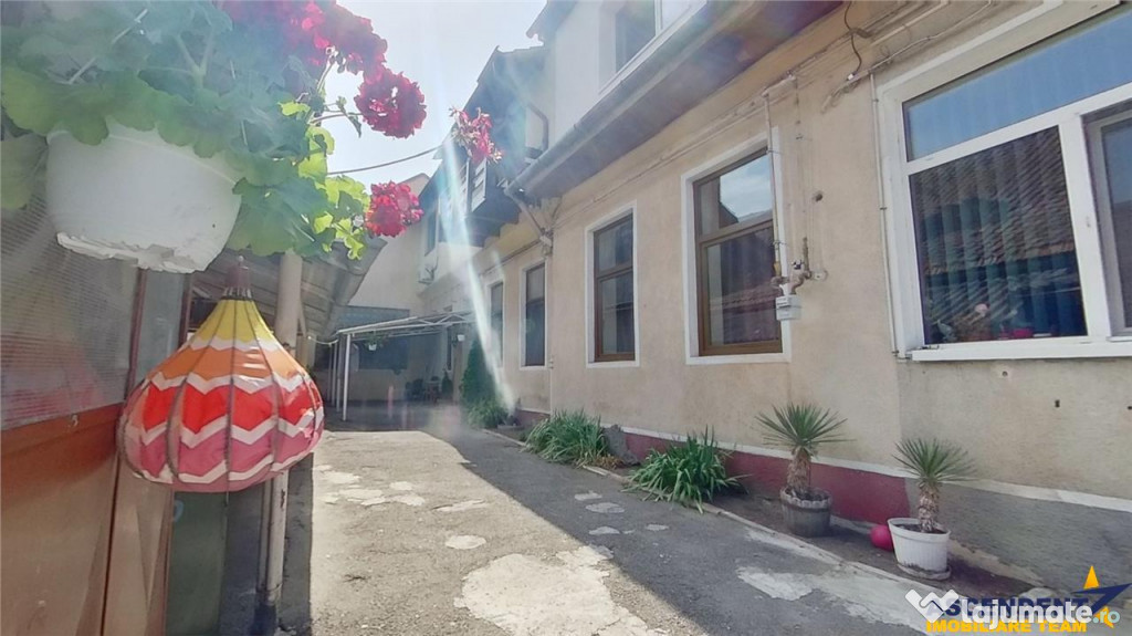 Live 3D! Apartament in casa, cu terasa si curte interioara,