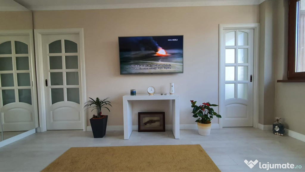 Inchiriere 3 camere Lux