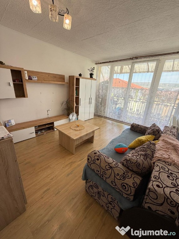 Apartament cu 2 camere, 58 mp, complet mobilat, zona Porii. COMISION 0
