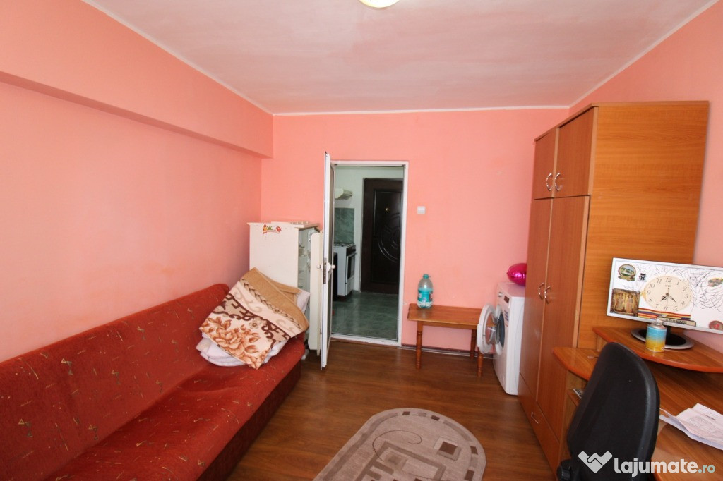 Apartament cu 1 camera in zona Liceul 9