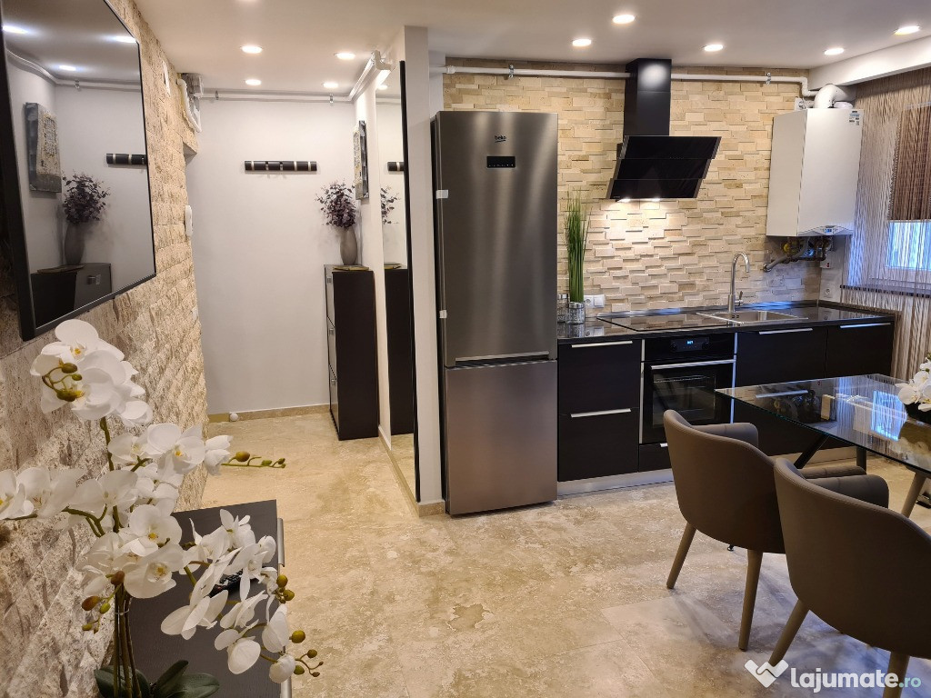 Apartament 2 camere Decebal etaj 2