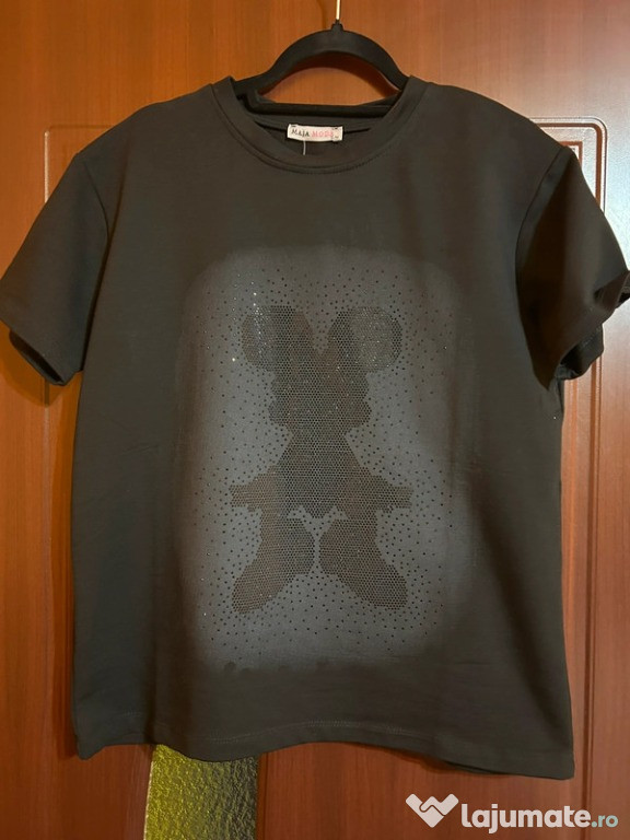 Tricou M ,foarte frumi