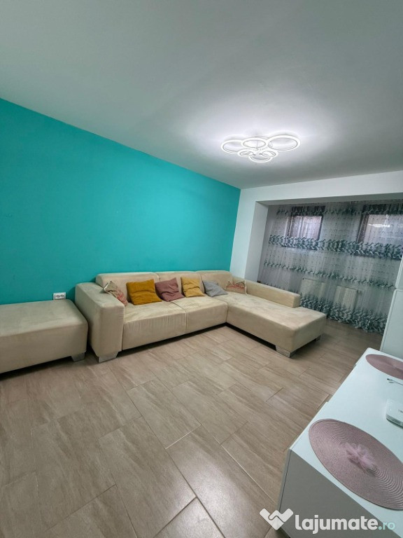 Apartament cu 2 camere, Decomandat, 50 mp -METROU-