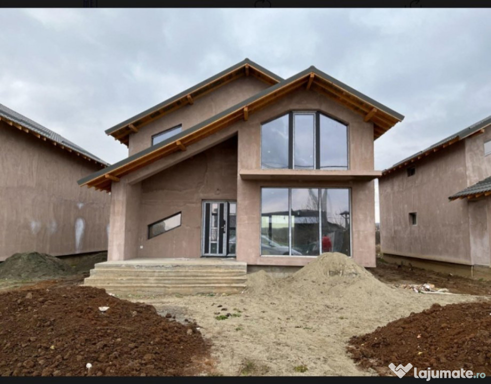 Casa P+M zona Simnicul de jos suprafață utila 160mp, teren