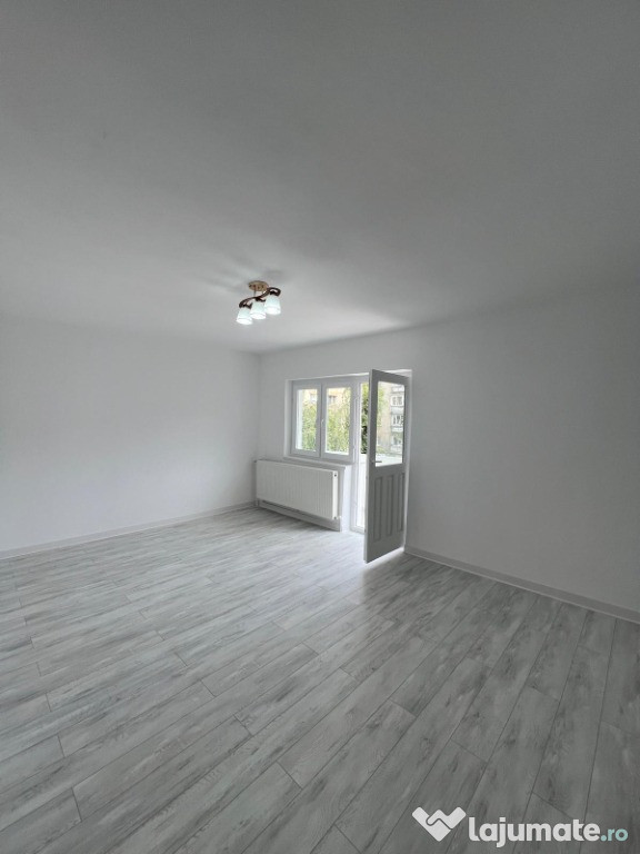 Apartament 4 camere, zona Împăratul Traian