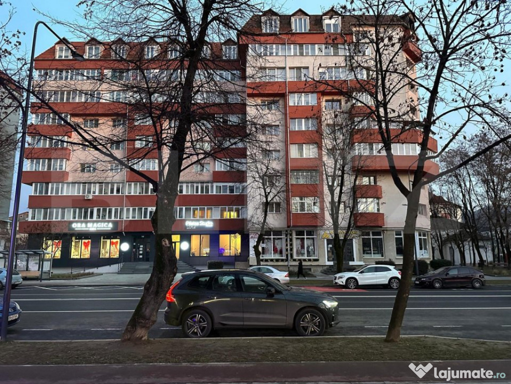 Apartament 3 camere, 67 mp, decomandat, Zona Han