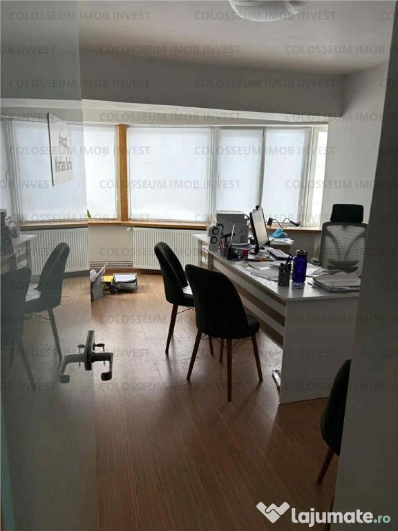 Apartament 4 camere, decomandat - zona Centru Civic