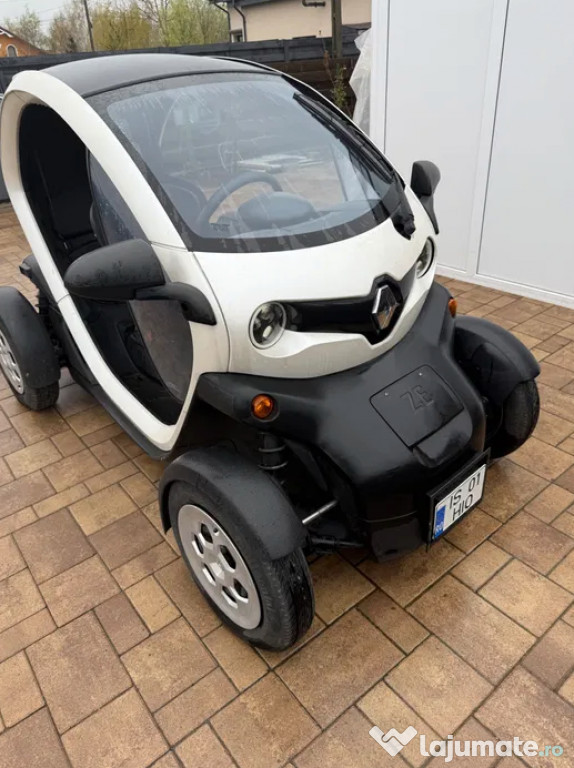 Renault Twizy electric 2 locuri - poate fi condusa de la 16 ani