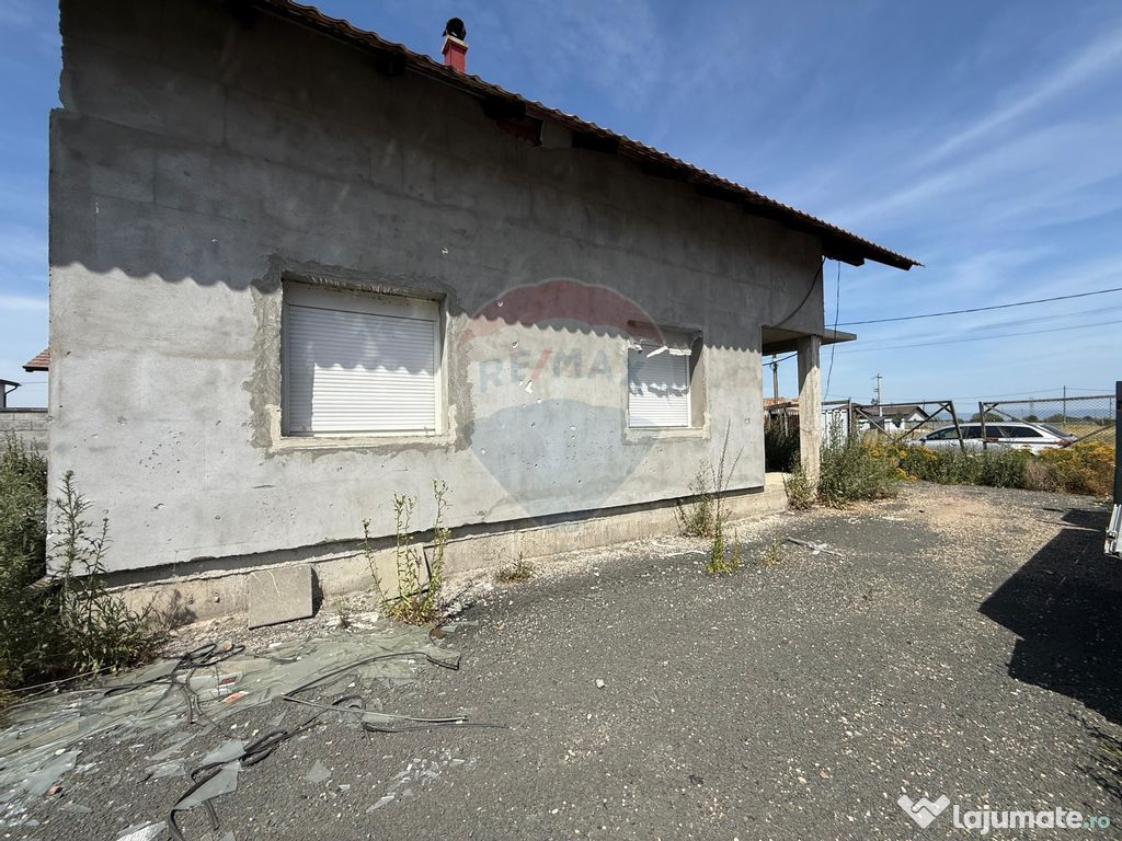Casă / Vilă cu 4 camere de vânzare