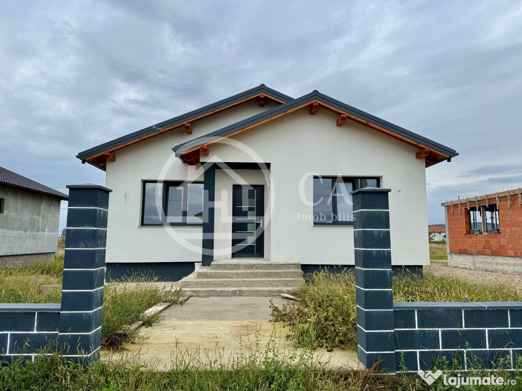 Casă cu 4 camere de vânzare in localitatea Oșorhei, Bihor