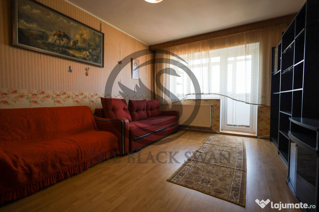 Apartament 4 camere de vanzare | Decomandat | Malu Rosu |...