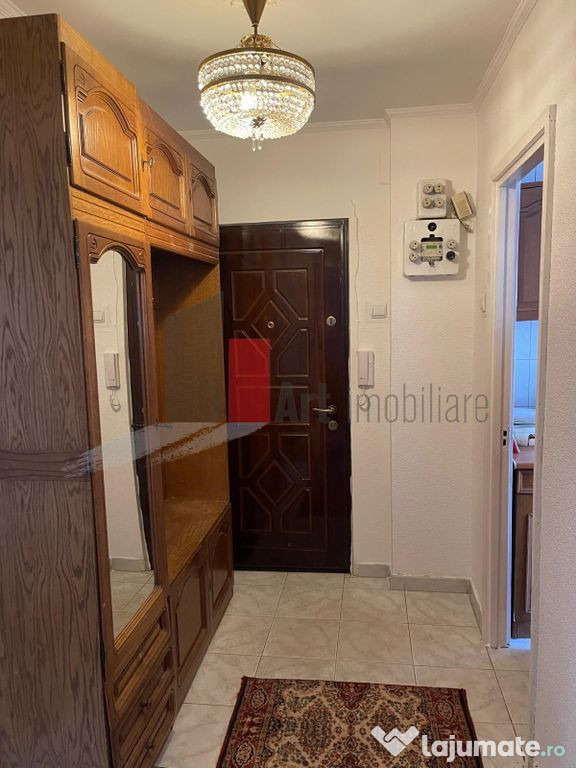 Apartament 4 camere Titan