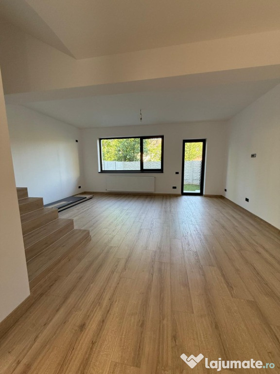 VILA P+1+M 5 CAMERE 4 BAI