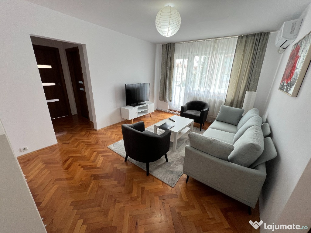 INCHIRIEZ apartament 2 camere,recent renovat ,zona P-ta Rahovei