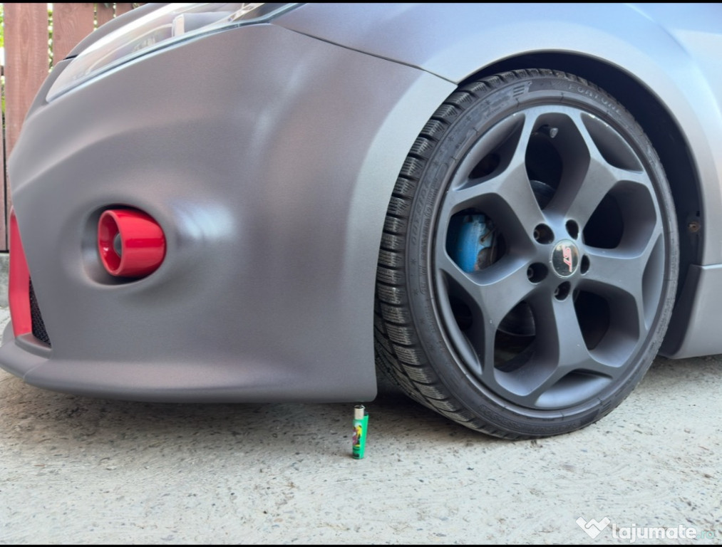 Roți iarnă Ford Focus ST 225/40/18