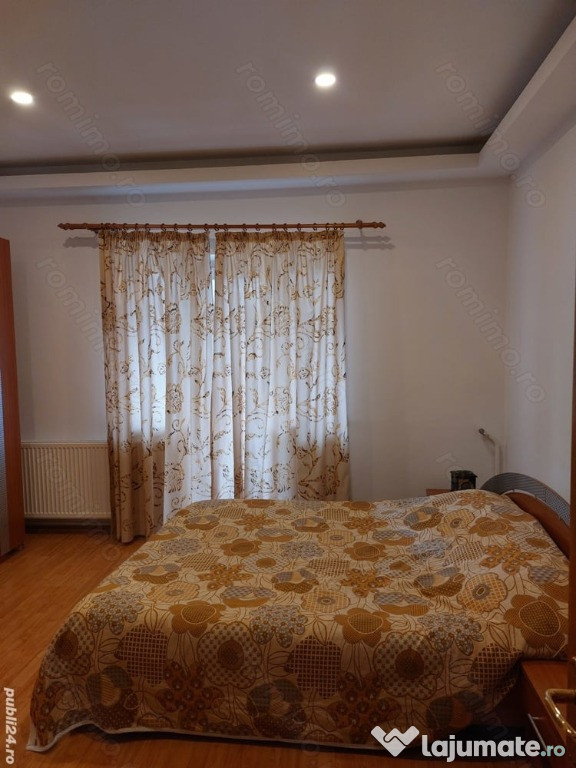 1 camera in zona Bucovina