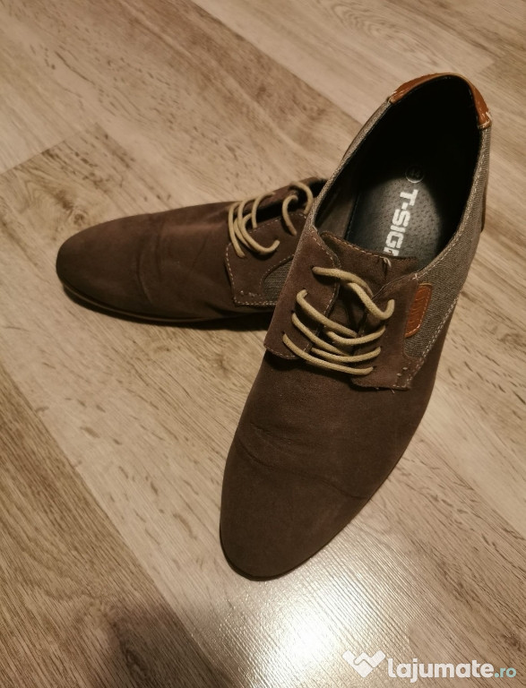 Pantofi casual, sport, sleganti T-sign, numarul 45