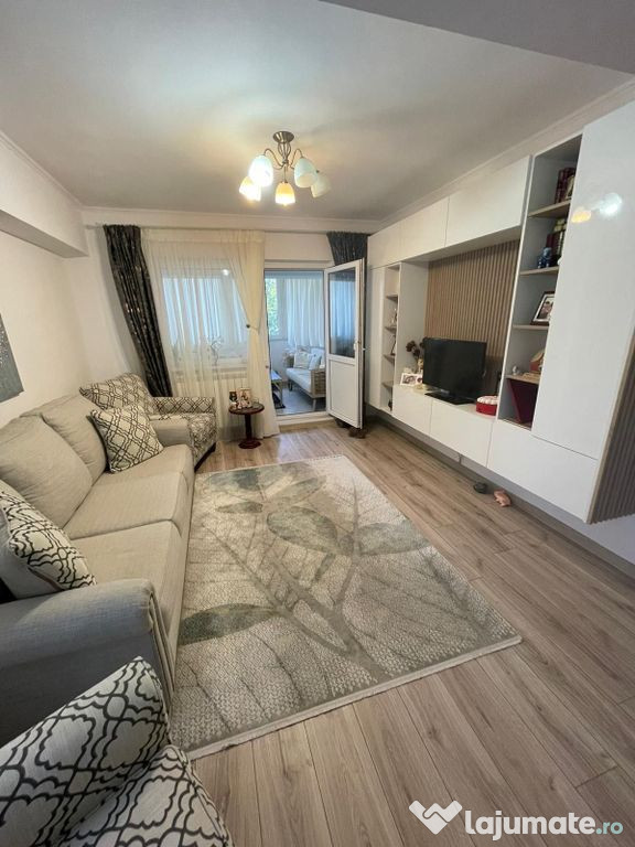 Apartament 3 camere Far