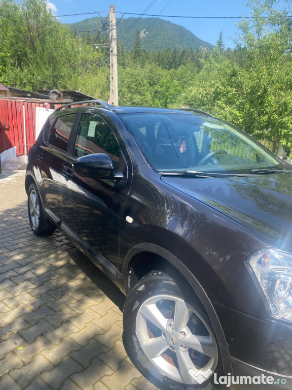 Nissan Qashqai 1.5 D panorama navigație