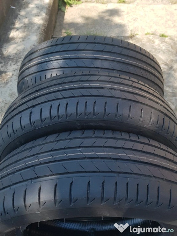 Vand 3 cauciucuri Bridgestone 185/65R15 noi