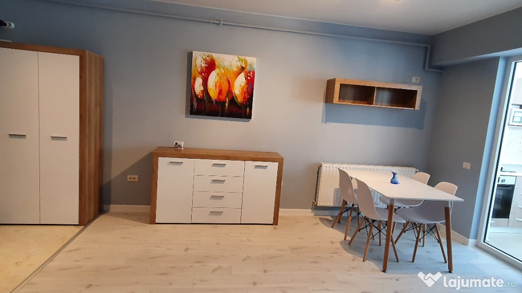 Garsoniera Central Address