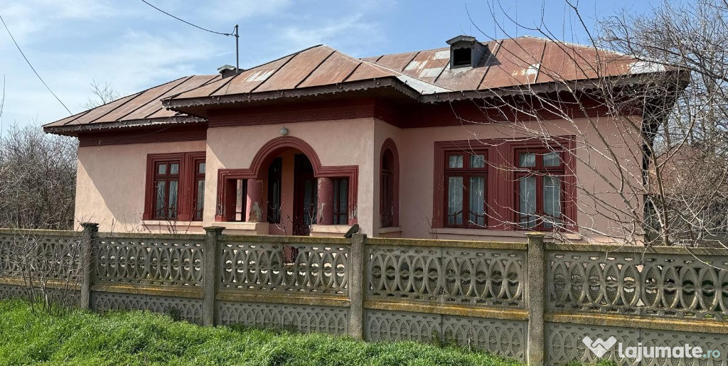 Calarasi – Dor Marunt, casa 4 camere din caramida, 2.550 mp