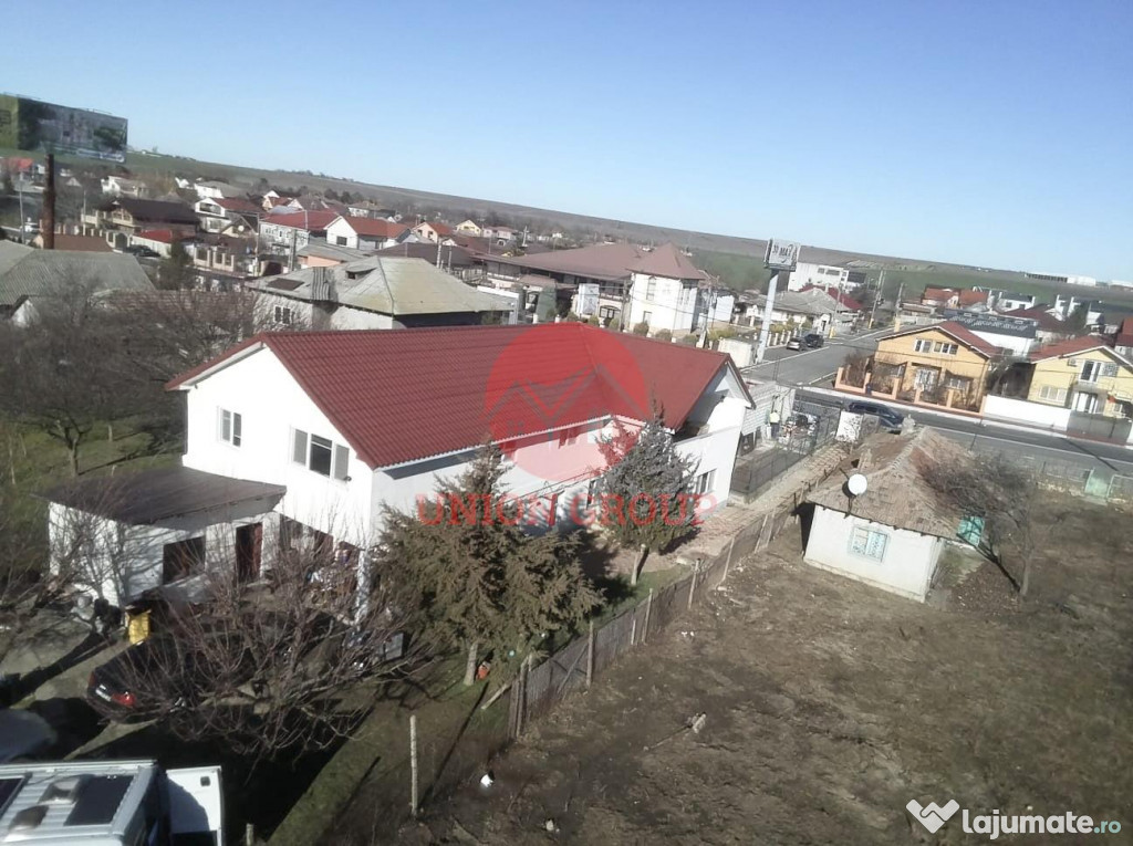 Casa cu Potential Multiplu, Pretabila Pentru Doua Familii sa