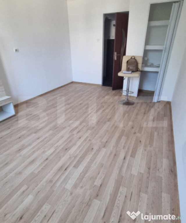 Garsoniera 20, 40 mp util, etaj 1, zona Closca