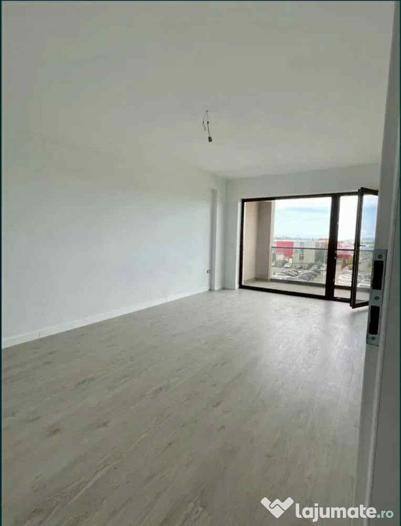 Apartament 2 camere, decomandat - zona Stupini