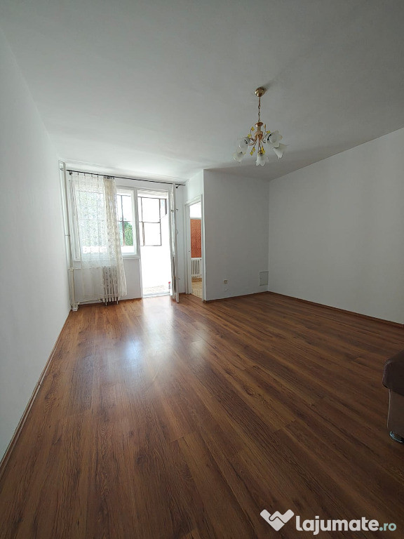 Garsoniera de vanzare in cartierul Manastur, Cluj Napoca