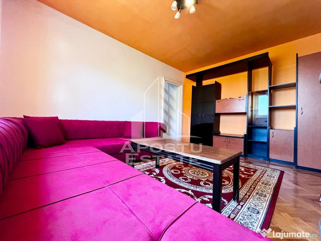 Apartament 3 camere, loc de parcare, zona Olimpia - Stadion