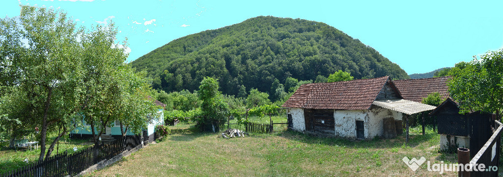 Casă țărănească sat Micănești (Zam-HD) cu anexe vechi tradiționale