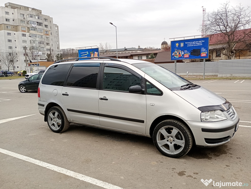 Volkswagen Sharan 7 locuri 1.9 TDI 116cp