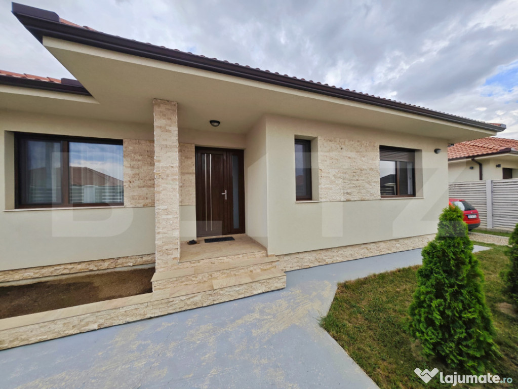 CASA DE VANZARE IN SANTANDREI-107MP UTILI-4 CAMERE