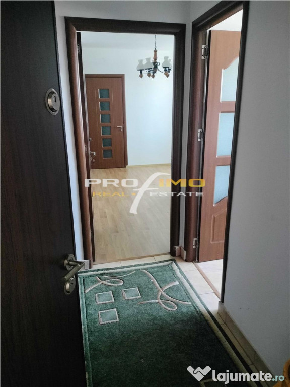 Centru apartament 2 camere etaj 2