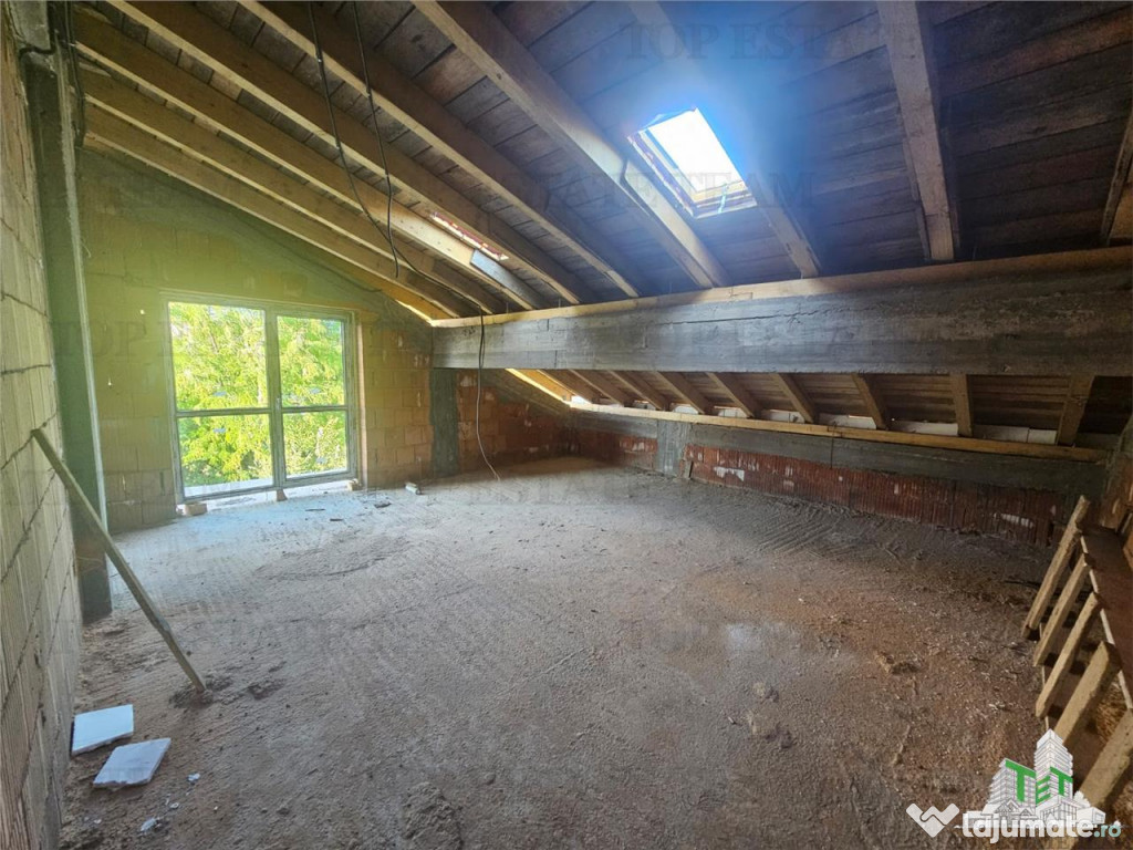 Garsoniera bloc boutique cu balcon zona Uverturii-Lacul Mori