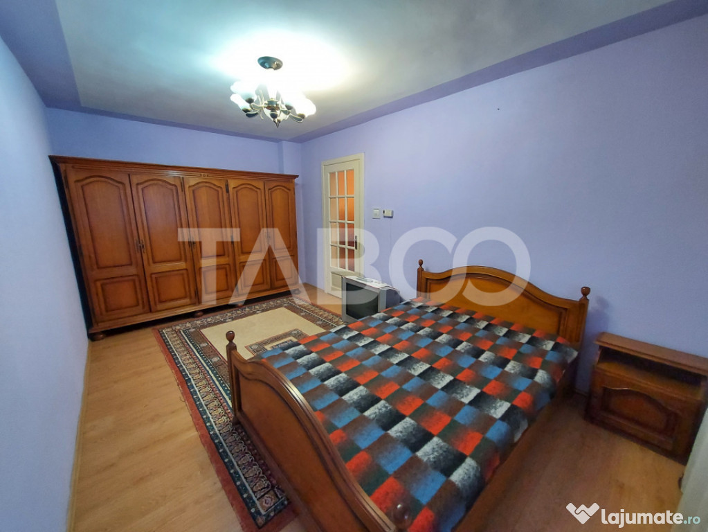 Apartament de vanzare 2 camere decomandate 52 mpu pivnita ba