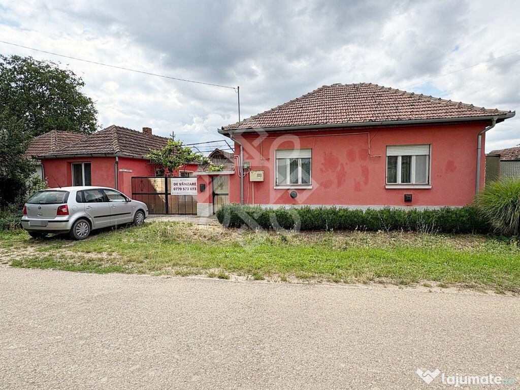 Casa la 22 km de Oradea, Santaul Mare, Bihor