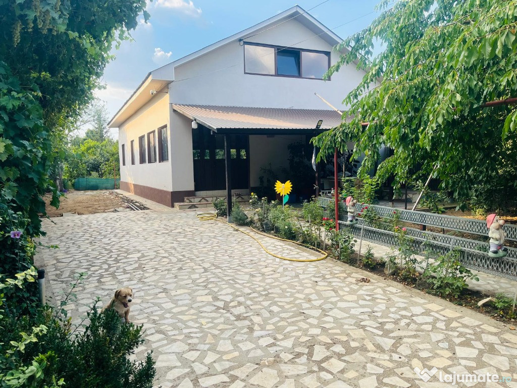 Casa moderna full echipata de vanzare