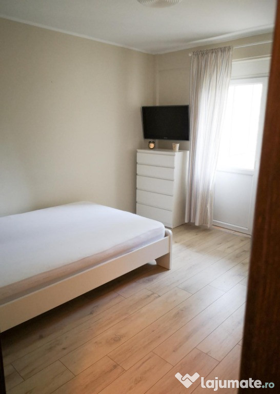 Apartament 2 Camere Renovat | Etaj 1 | Metrou Trapezului la 1 minut