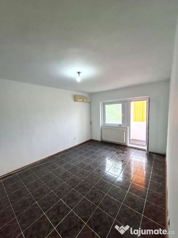 Apartament 2 camere – Ultracentral (zona BIG – Mega Image), Focșani