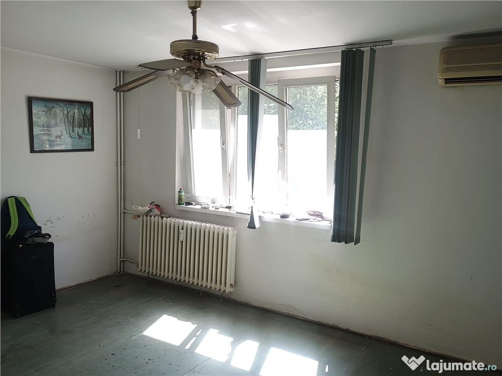 Apartament 3 camere Emil Racovita