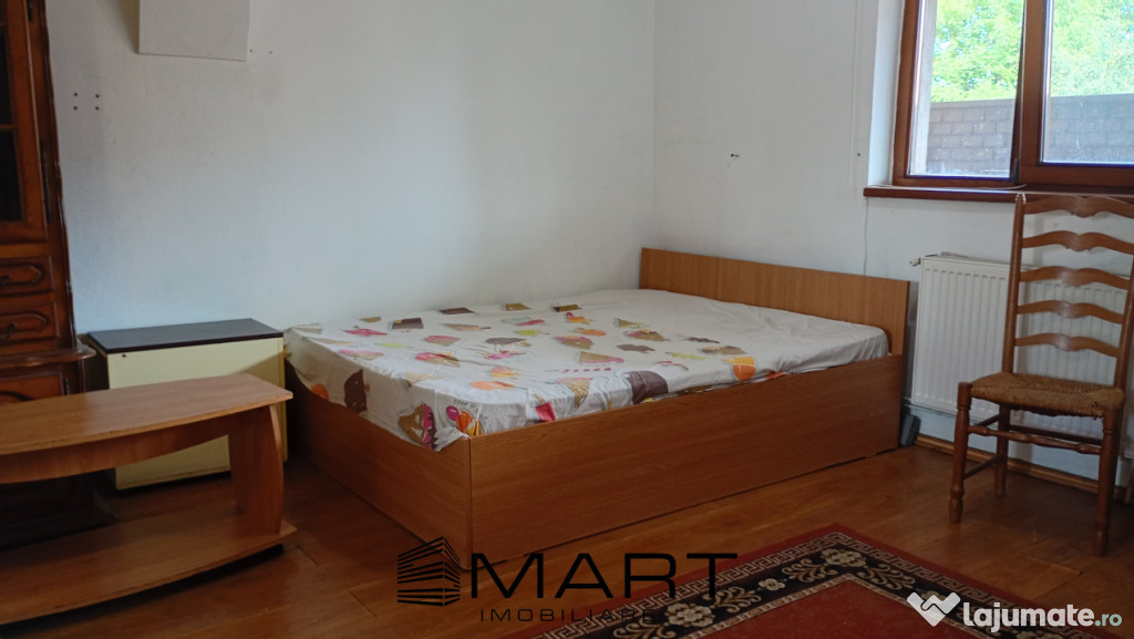 Garsoniera spatioasa intr-o zona linistita de case