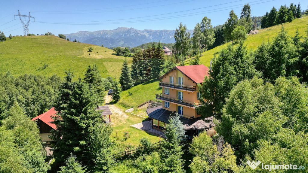 Casa/vila vânzare în Moieciu de jos, Sat. Drumul Carulu...