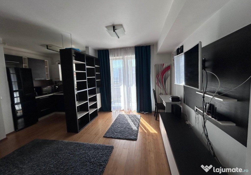 Apartament 2 camere, decomandat - zona Avantgarden
