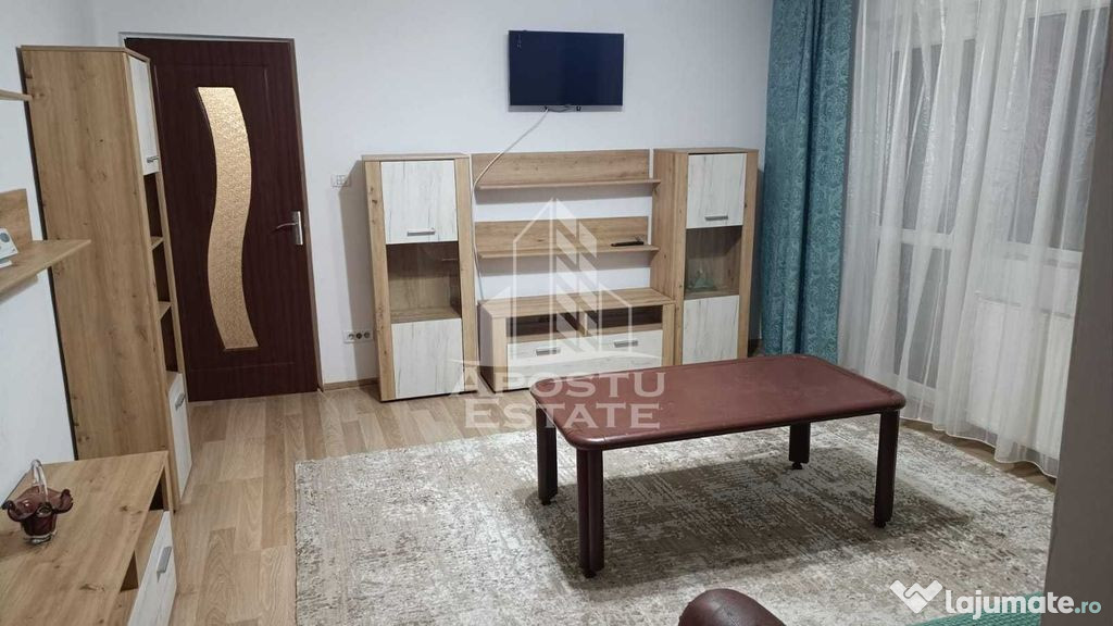 Apartament cu 3 camere zona Dâmbovița